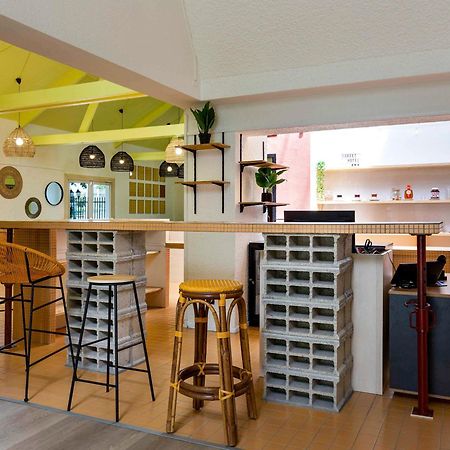 Greet Hotel Villeneuve La Garenne - Renove Bagian luar foto
