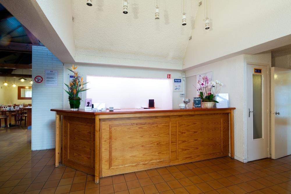 Greet Hotel Villeneuve La Garenne - Renove Bagian luar foto